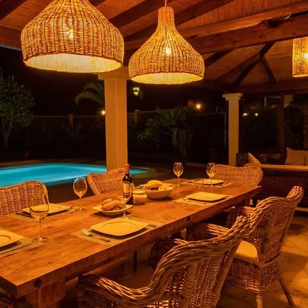 Privada En Un Entorno Unico * 科拉雷侯