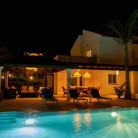 Privada En Un Entorno Unico * Corralejo